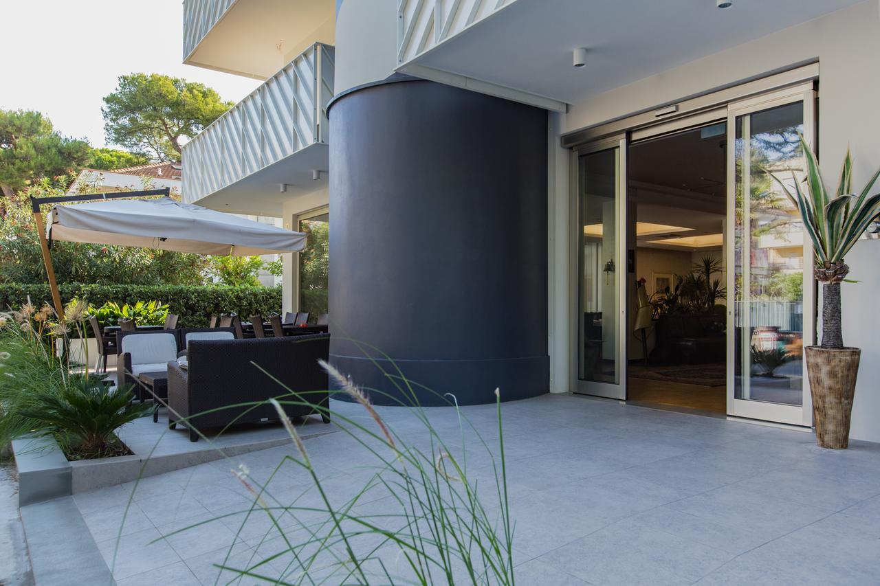 Nautilus Hotel Riccione Exterior photo